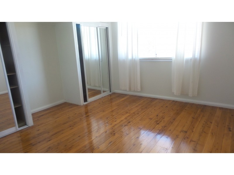 62 Meroo Road, Bomaderry NSW 2541