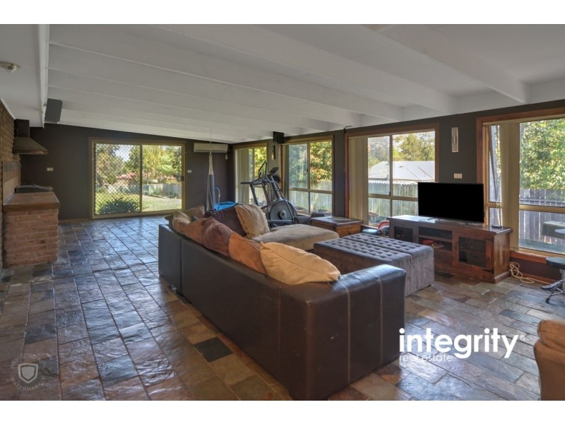 12 Binks Place, Cambewarra NSW 2540