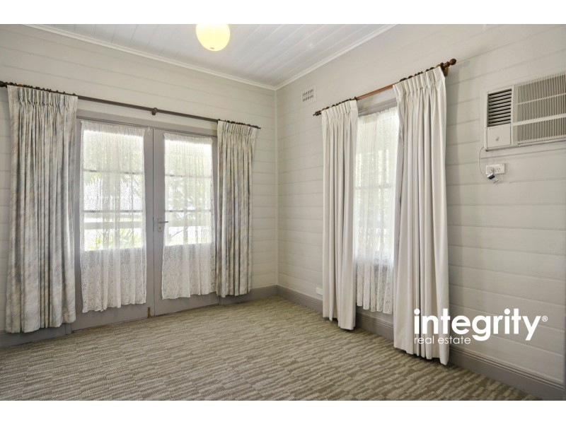 6 Tarawara Street, Bomaderry NSW 2541
