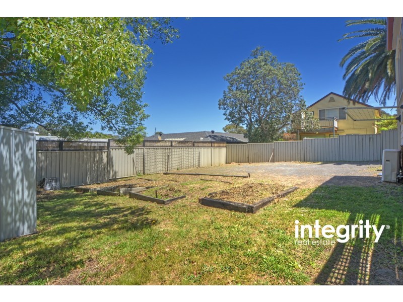 6 Tarawara Street, Bomaderry NSW 2541