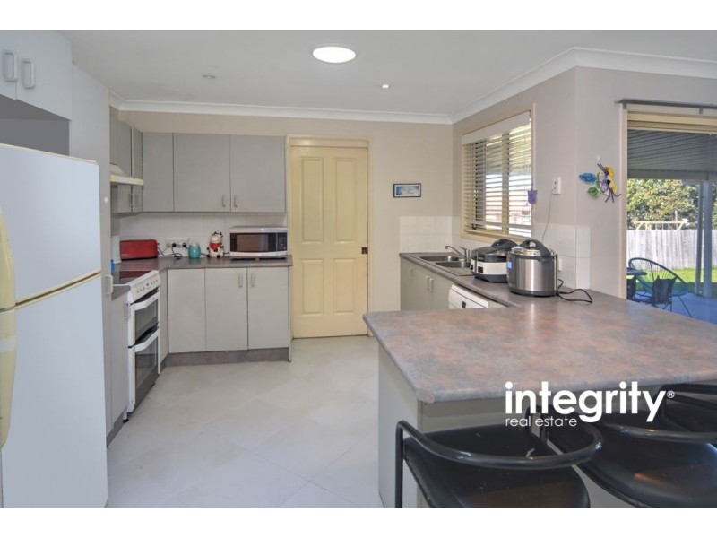21 Hermes Crescent, Worrigee NSW 2540