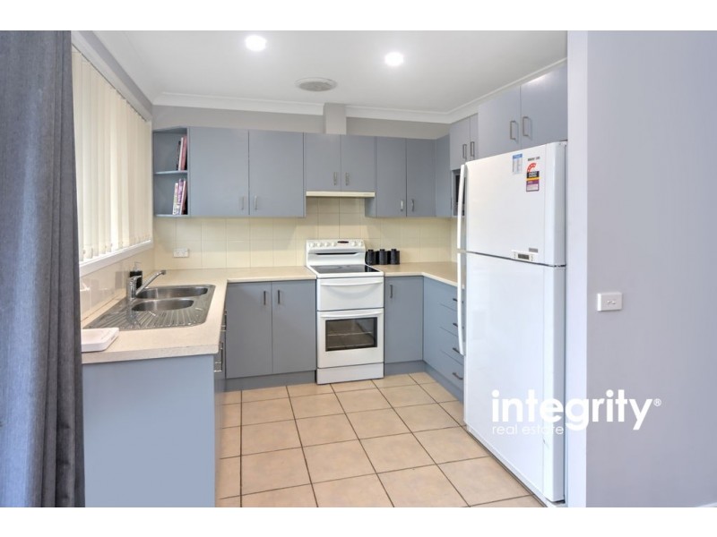 17 Coconut Drive, North Nowra NSW 2541