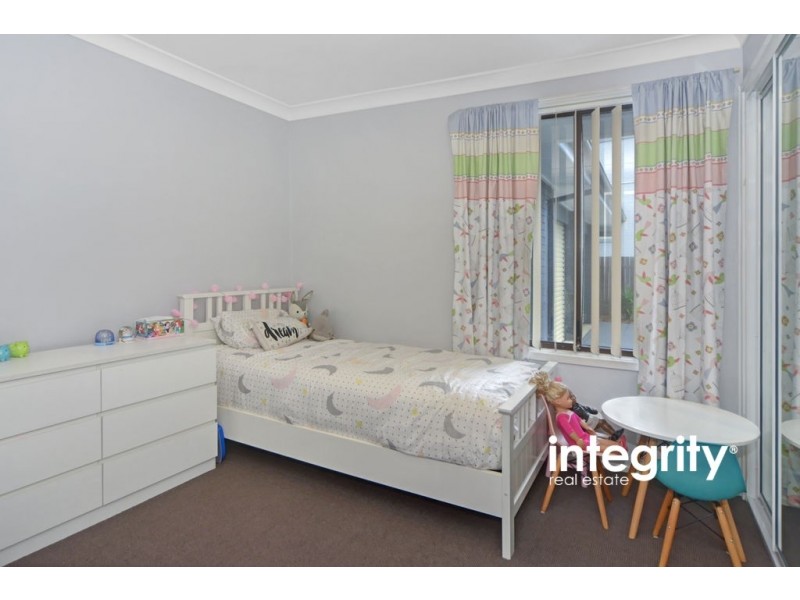 17 Coconut Drive, North Nowra NSW 2541