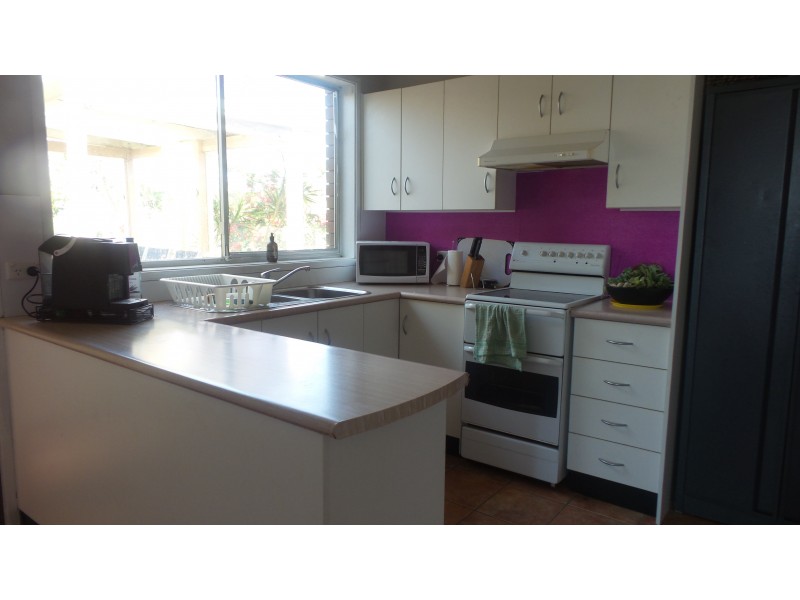 164 McKay Street, Nowra NSW 2541