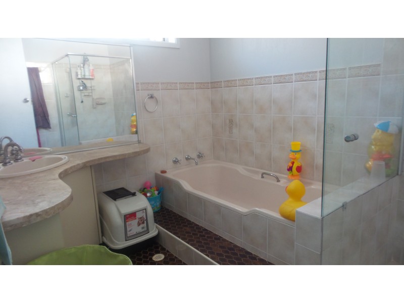 164 McKay Street, Nowra NSW 2541