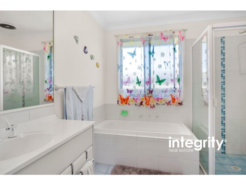 24 Golden Ash Close, Worrigee NSW 2540