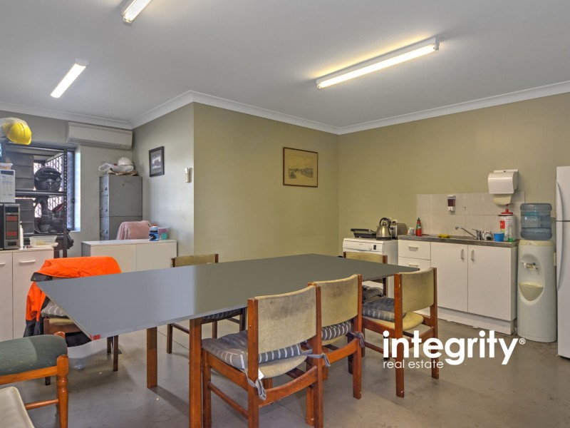 19 Cumberland Avenue, South Nowra NSW 2541