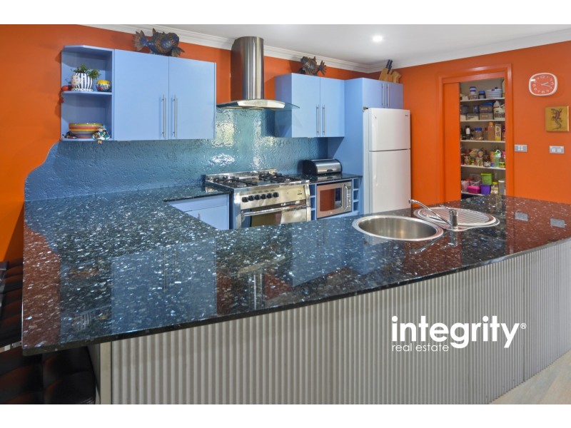 40 Sheraton Circuit, Bomaderry NSW 2541