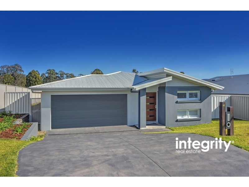 16 Jindalee Crescent, Nowra NSW 2541