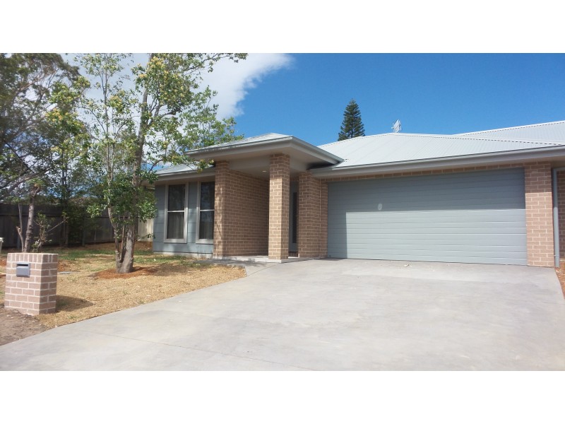 16B Yeovil Drive, Bomaderry NSW 2541
