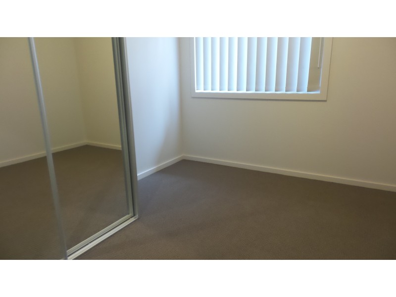 16B Yeovil Drive, Bomaderry NSW 2541