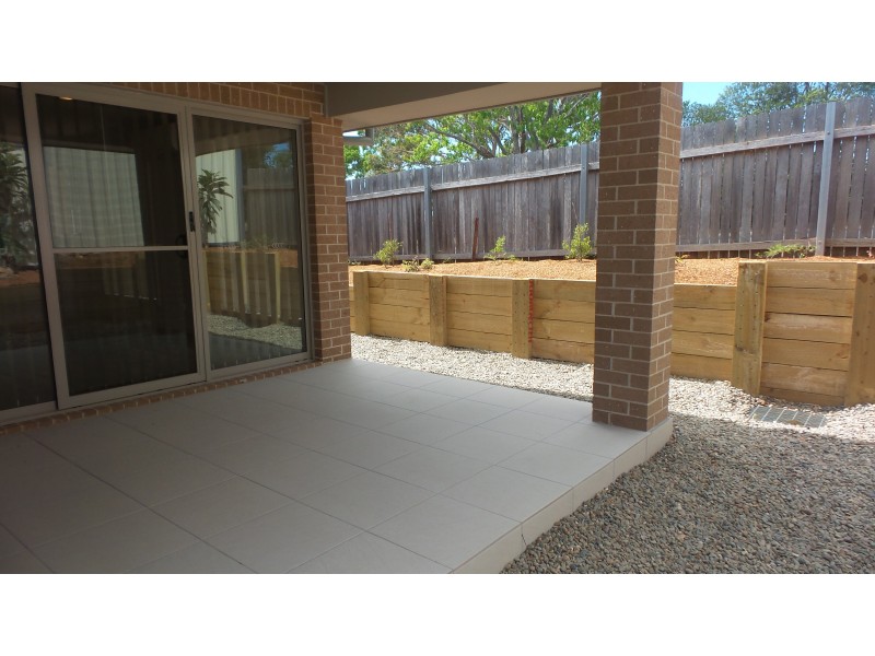 16B Yeovil Drive, Bomaderry NSW 2541