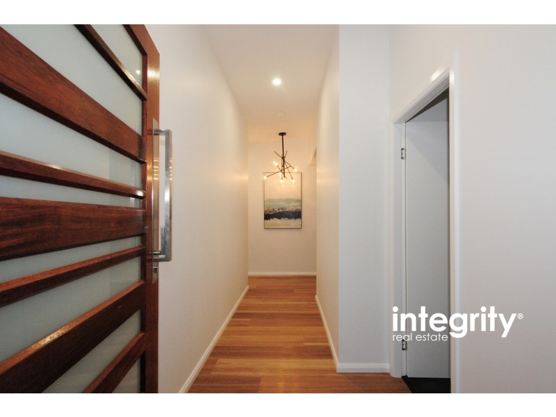 16 Alata Crescent, South Nowra NSW 2541