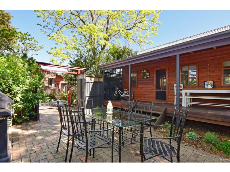 8 Forsyth Street, Terara NSW 2540