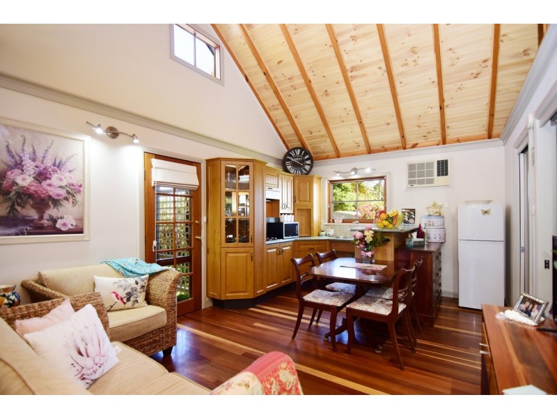 8 Forsyth Street, Terara NSW 2540