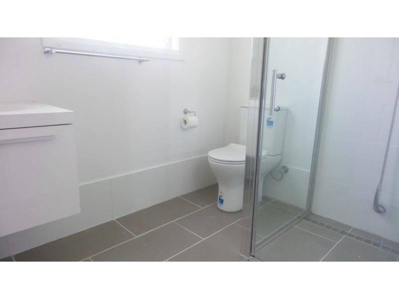8A Albatross Road, Nowra NSW 2541