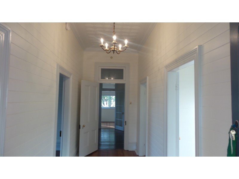 35 Bridge Road, Nowra NSW 2541