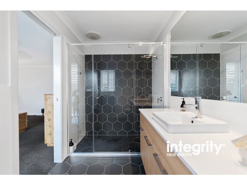 15 Dove Close, South Nowra NSW 2541