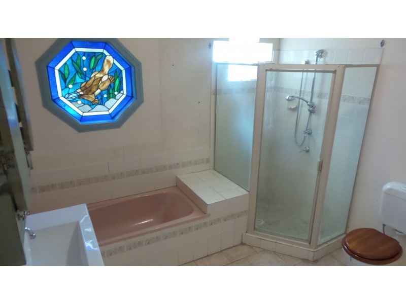 113 Cambewarra Road, Bomaderry NSW 2541