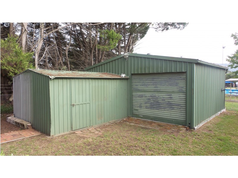 113 Cambewarra Road, Bomaderry NSW 2541