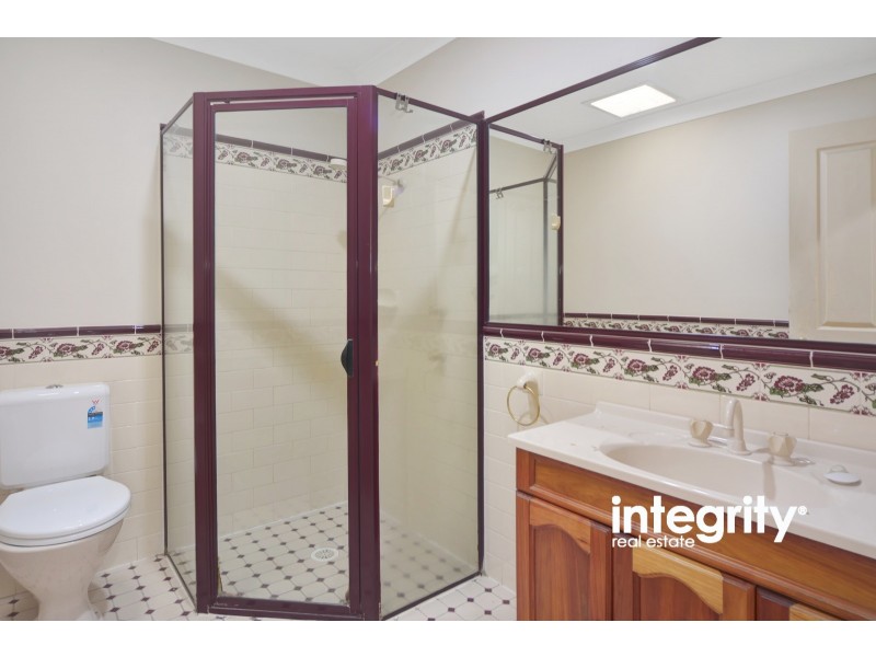 37 Illawarra Circuit, Worrigee NSW 2540