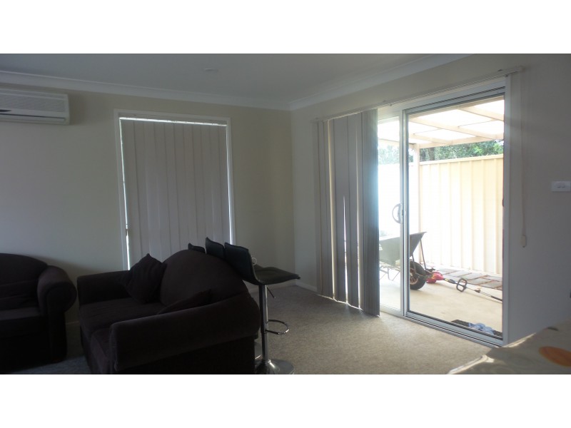 2/20 Lightwood Drive, West Nowra NSW 2541