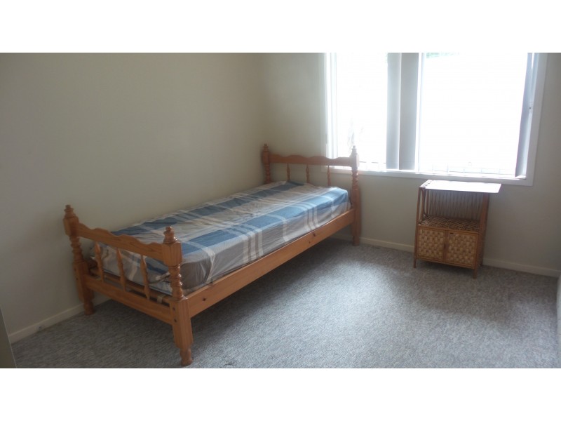 2/20 Lightwood Drive, West Nowra NSW 2541