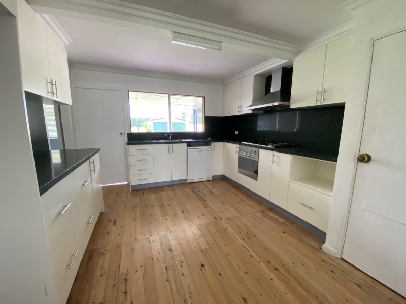 154 Albatross Road, Nowra Hill NSW 2540