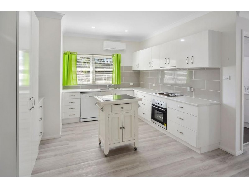 2 Gould Avenue, Nowra NSW 2541