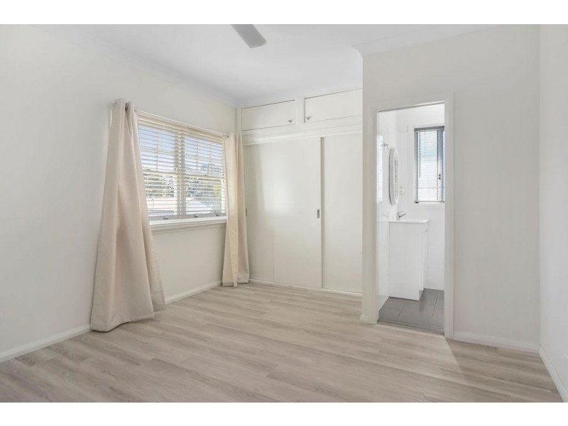 2 Gould Avenue, Nowra NSW 2541