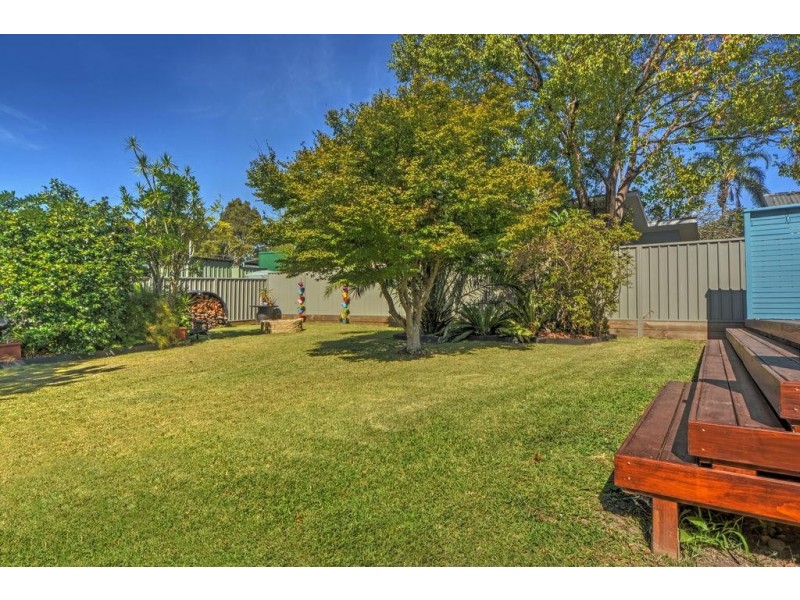 2 Gould Avenue, Nowra NSW 2541