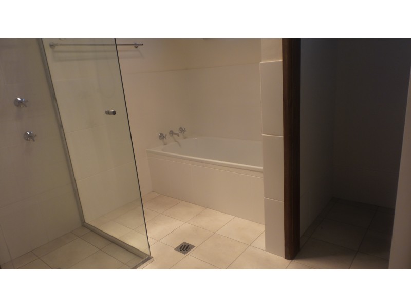 150 Yurunga Drive, North Nowra NSW 2541