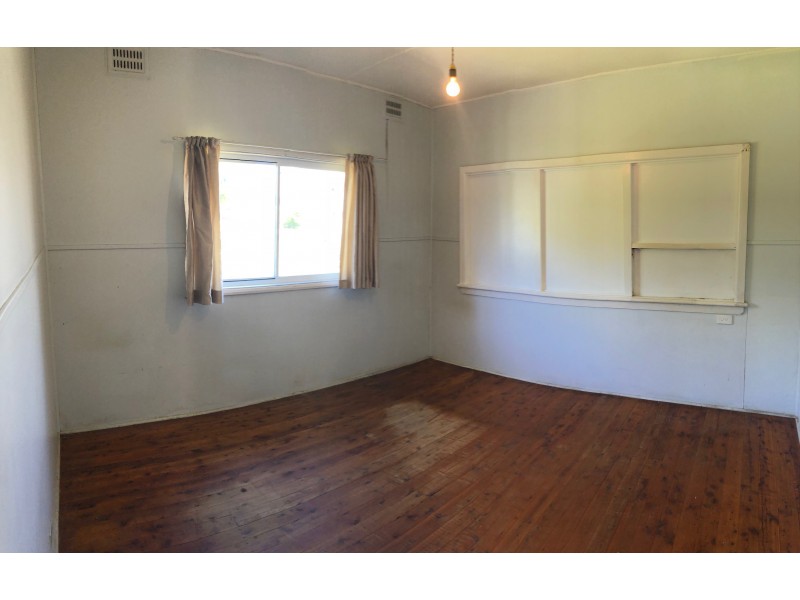 4 McMahons Road, North Nowra NSW 2541