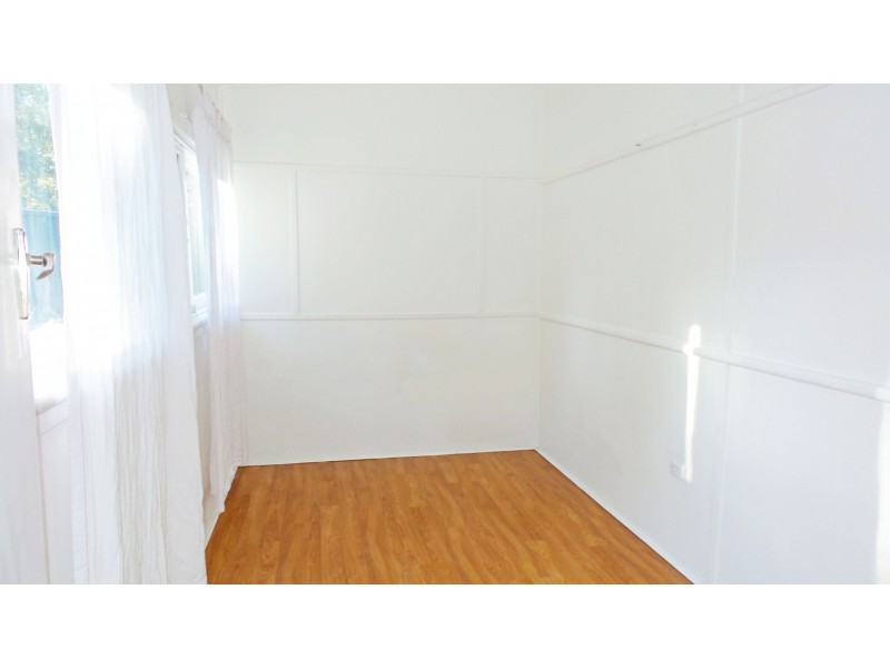 39 Mulgen Crescent, Bomaderry NSW 2541