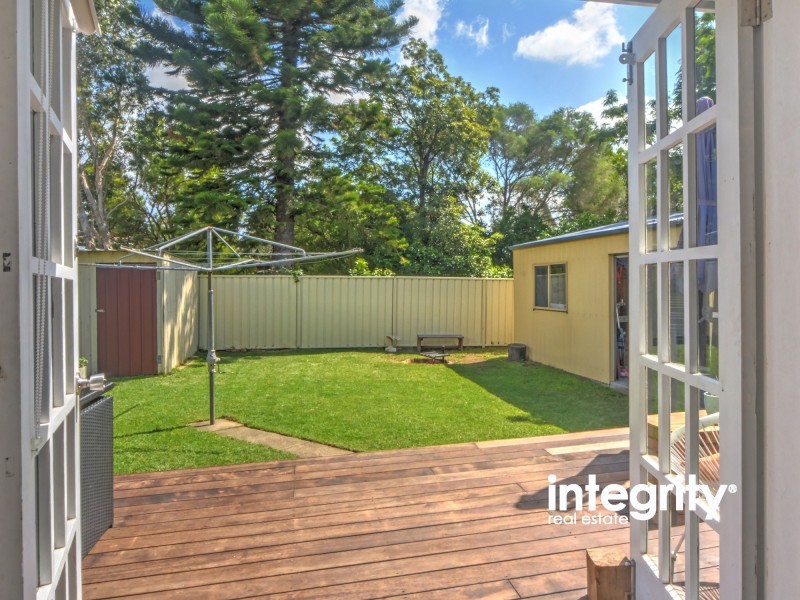30 Yeovil Drive, Bomaderry NSW 2541