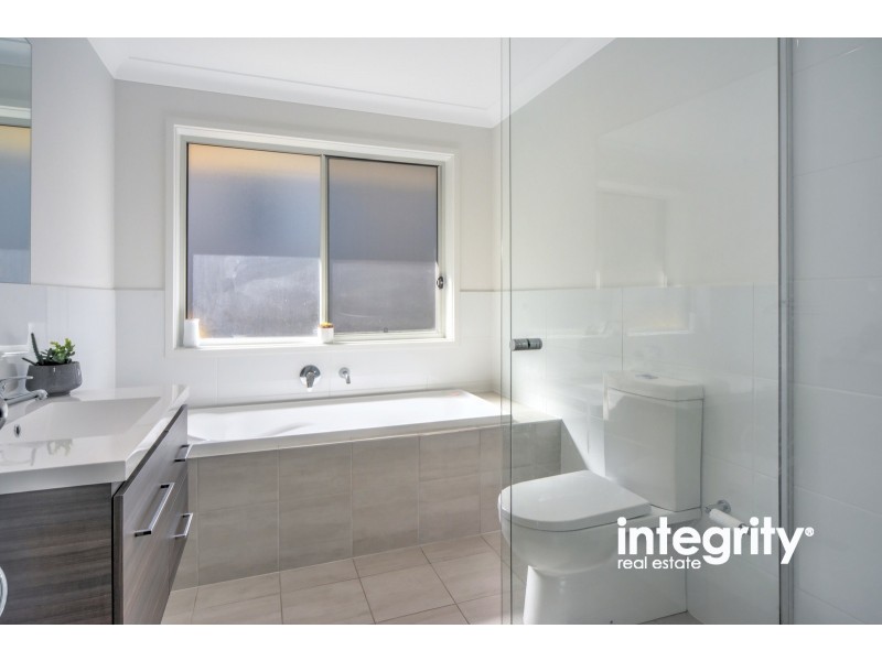 4/49 Hillcrest Avenue, South Nowra NSW 2541