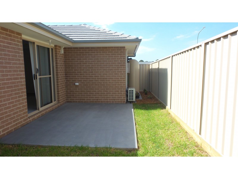 1/5 Elian Crescent, South Nowra NSW 2541