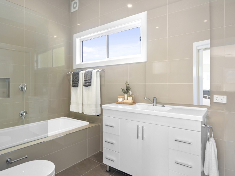10 Monaghan Avenue, Nowra NSW 2541
