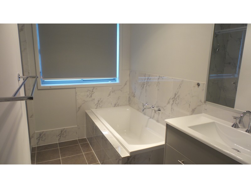 16 Compass Street, Vincentia NSW 2540