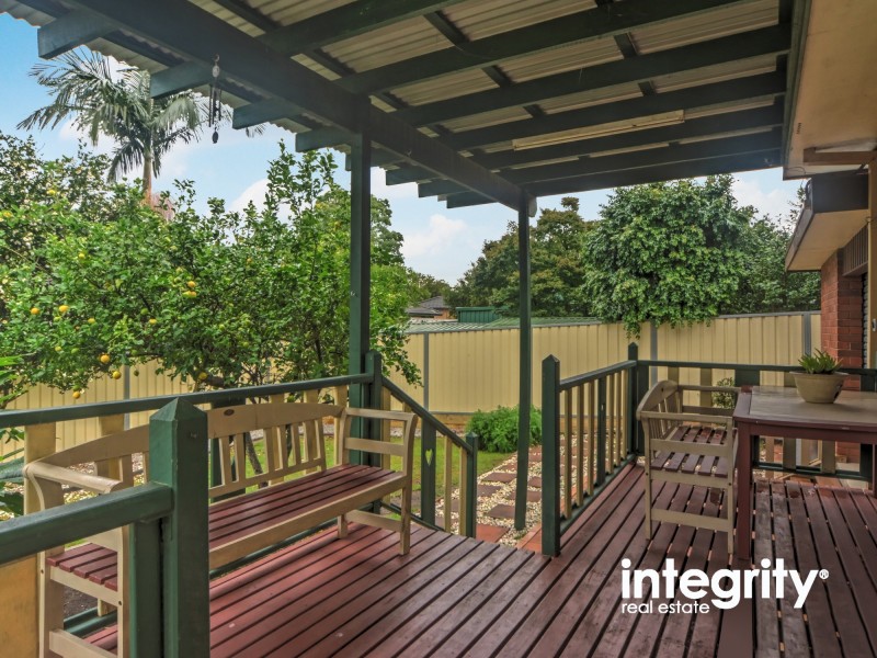 76 West Birriley Street, Bomaderry NSW 2541