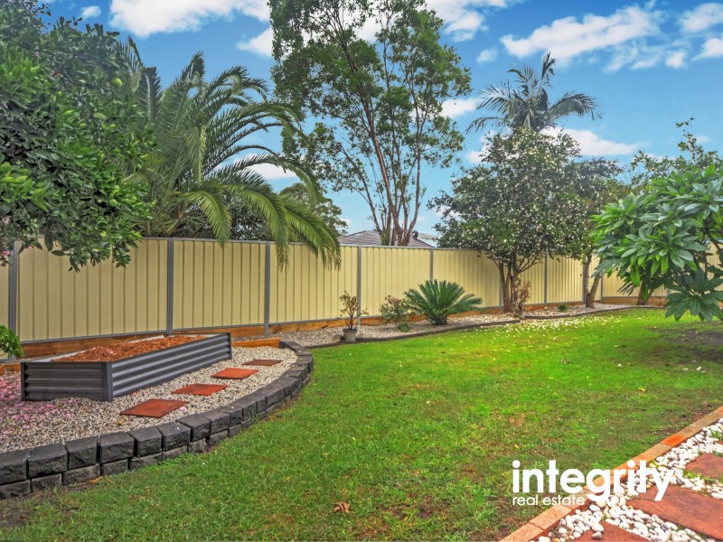 76 West Birriley Street, Bomaderry NSW 2541
