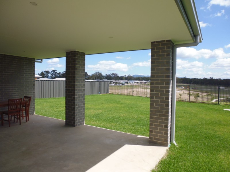 17 Wattlebird Road, South Nowra NSW 2541