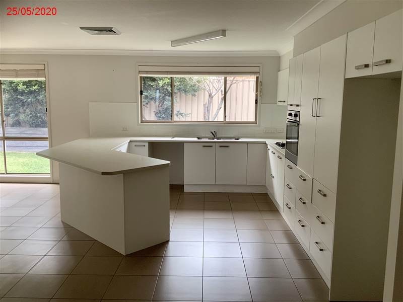 7 Tasman Park Close, St Georges Basin NSW 2540