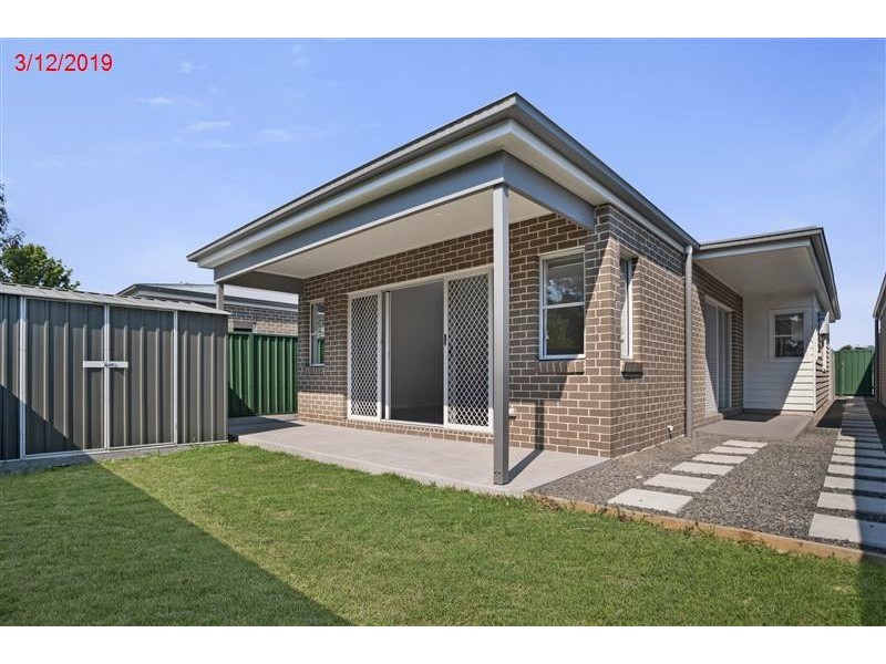 2/16 Hannah Place, Worrigee NSW 2540