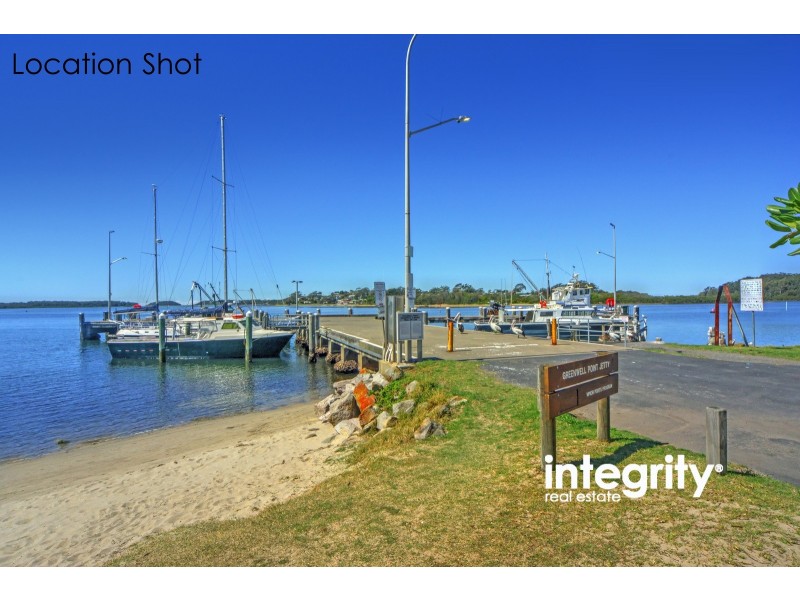 1 Greens Road, Greenwell Point NSW 2540