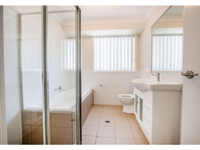 2/76 Main Road, Cambewarra NSW 2540