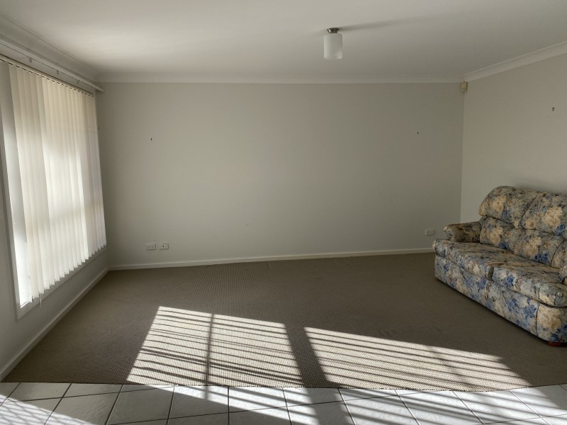 4 Whitewood street, Worrigee NSW 2540