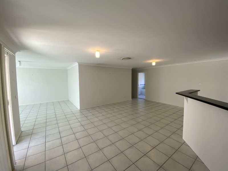 4 Whitewood street, Worrigee NSW 2540