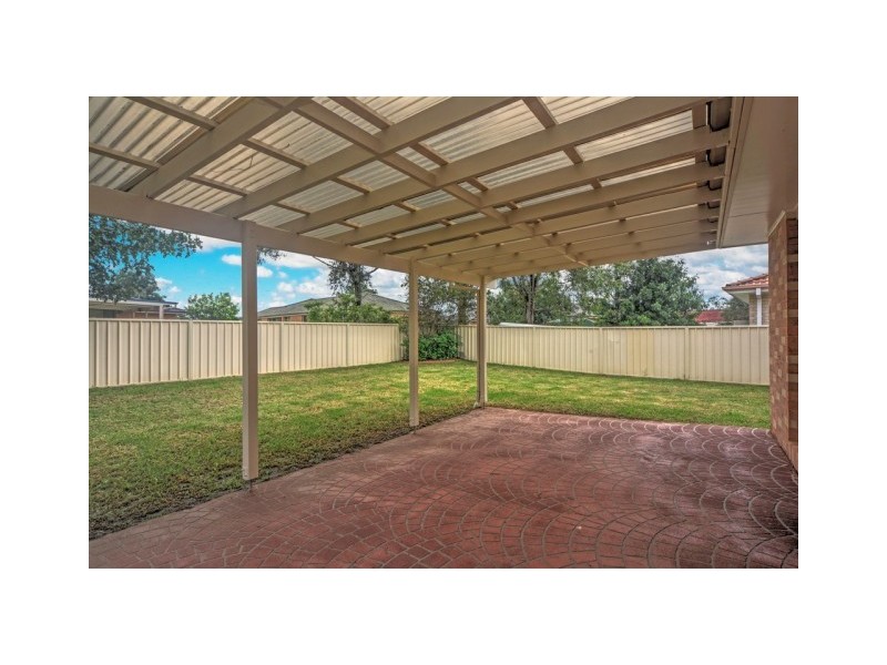 128 Rayleigh Drive, Worrigee NSW 2540