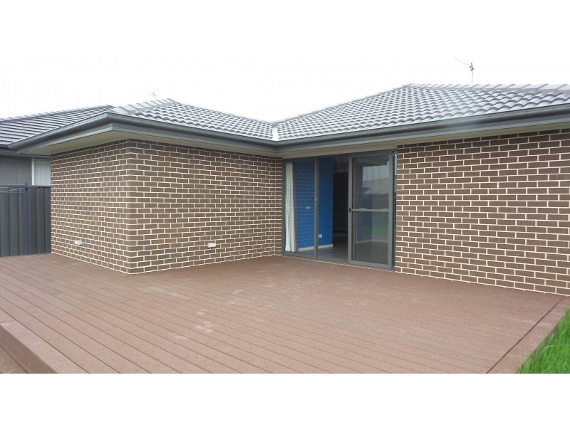 13 Osprey Road, South Nowra NSW 2541